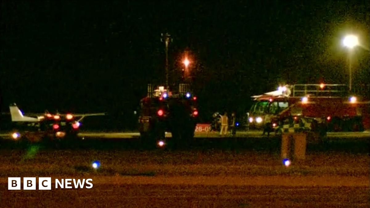 Passenger lands plane at Humberside Airport after pilot falls ill - BBC New