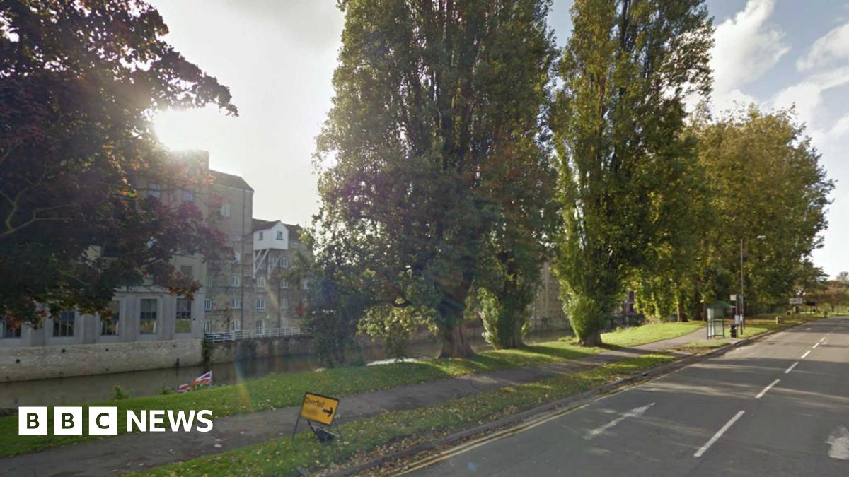 Bath £5m flood work to enable riverside development - BBC News