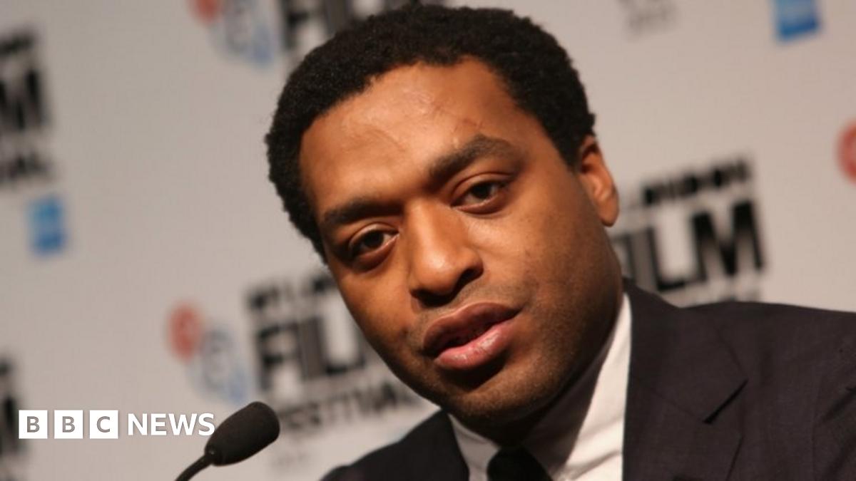 Chiwetel Ejiofor defends violent scenes in 12 Years a Slave - BBC News