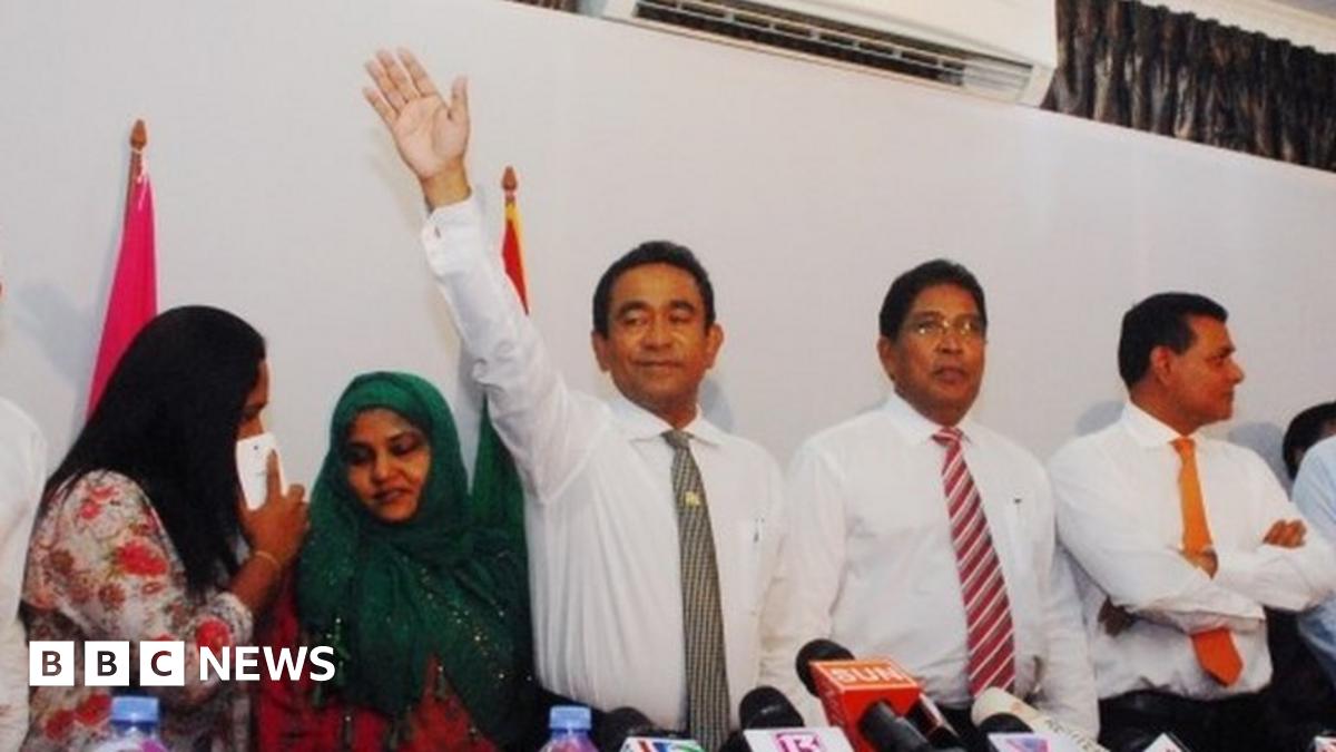 Maldives election: Abdulla Yameen wins run-off vote - BBC News