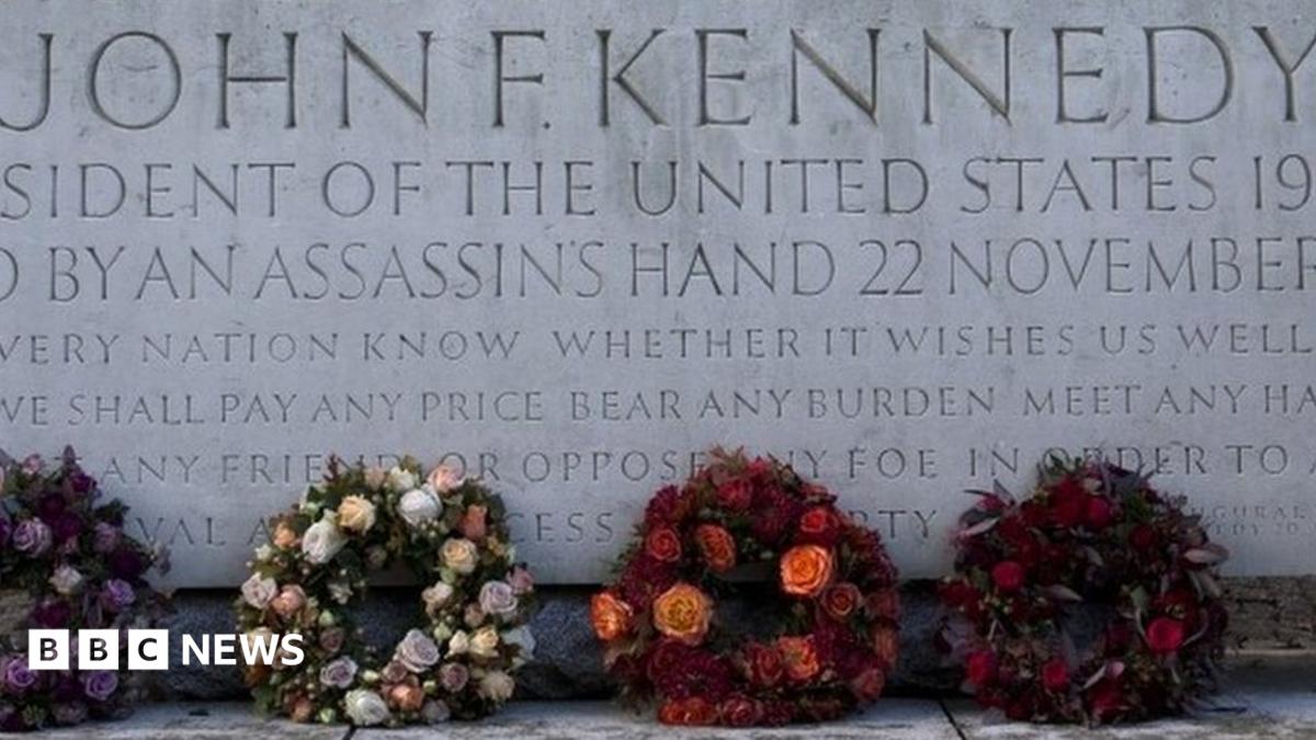 In pictures: JFK remembered at Runnymede memorial - BBC News