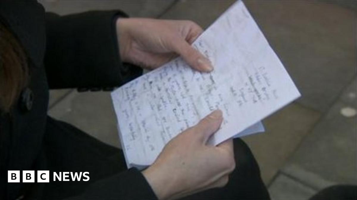 Woman gets message in a bottle reply after 23 years BBC News