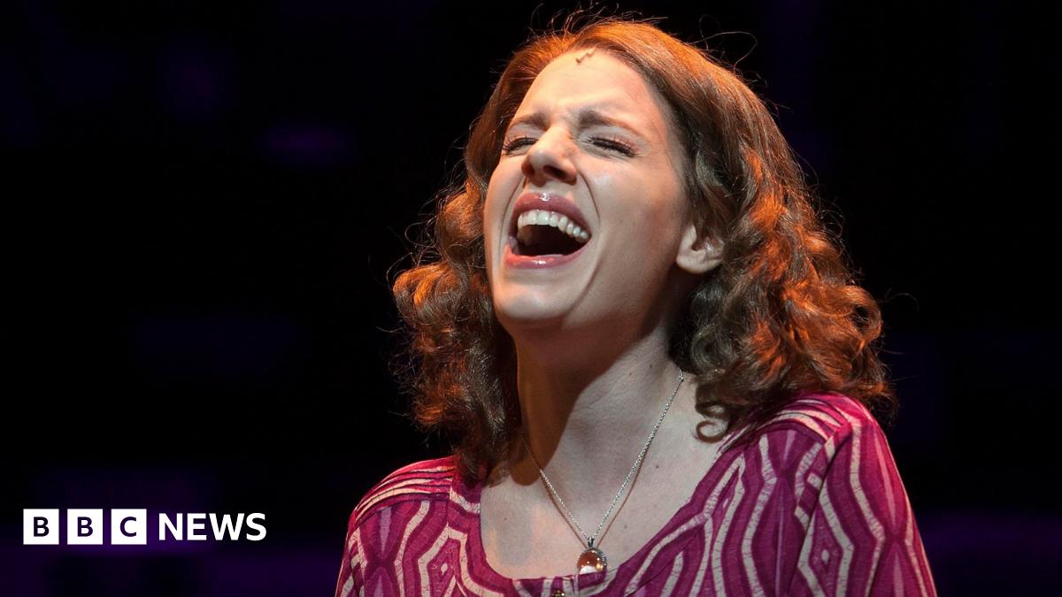 Carole King actress Jessie Mueller wins rave reviews for Beautiful ...