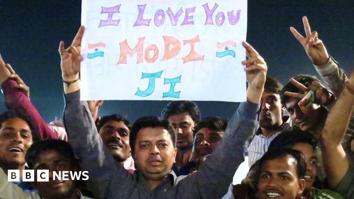 'Modi mania' at Delhi rally - BBC News