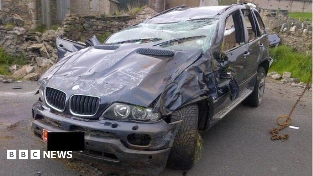 isle-of-man-coast-road-crash-driver-cut-free-bbc-news