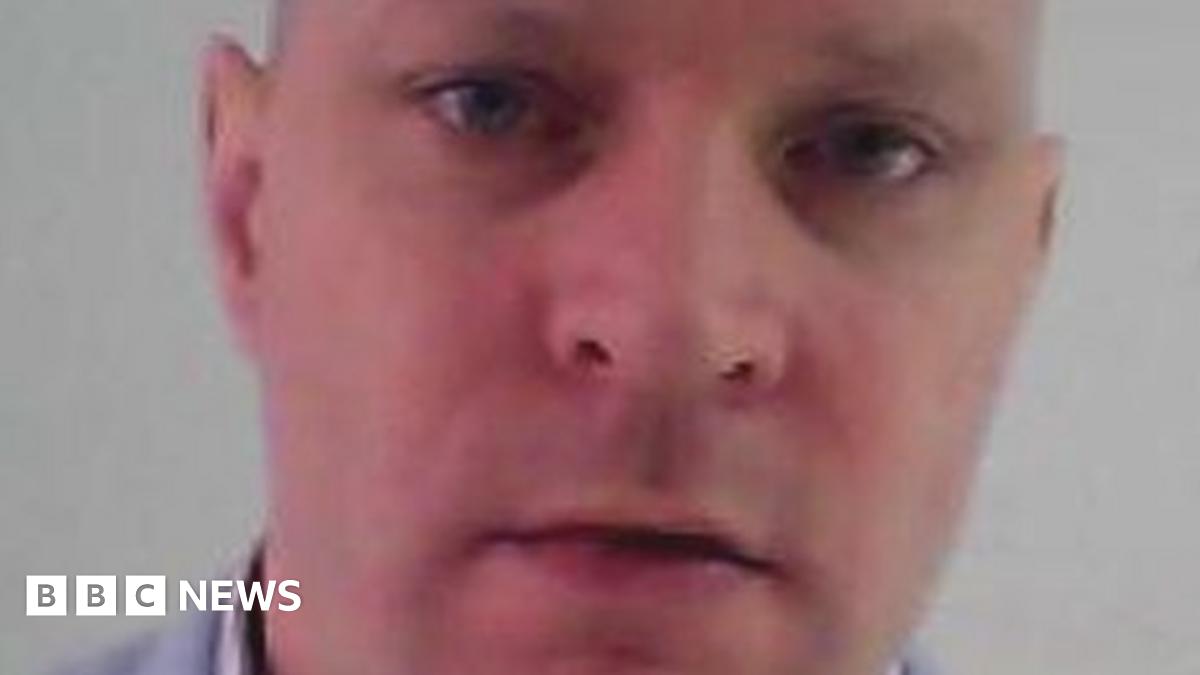 Michael Rothery absconds from Spring Hill jail in Buckinghamshire - BBC ...