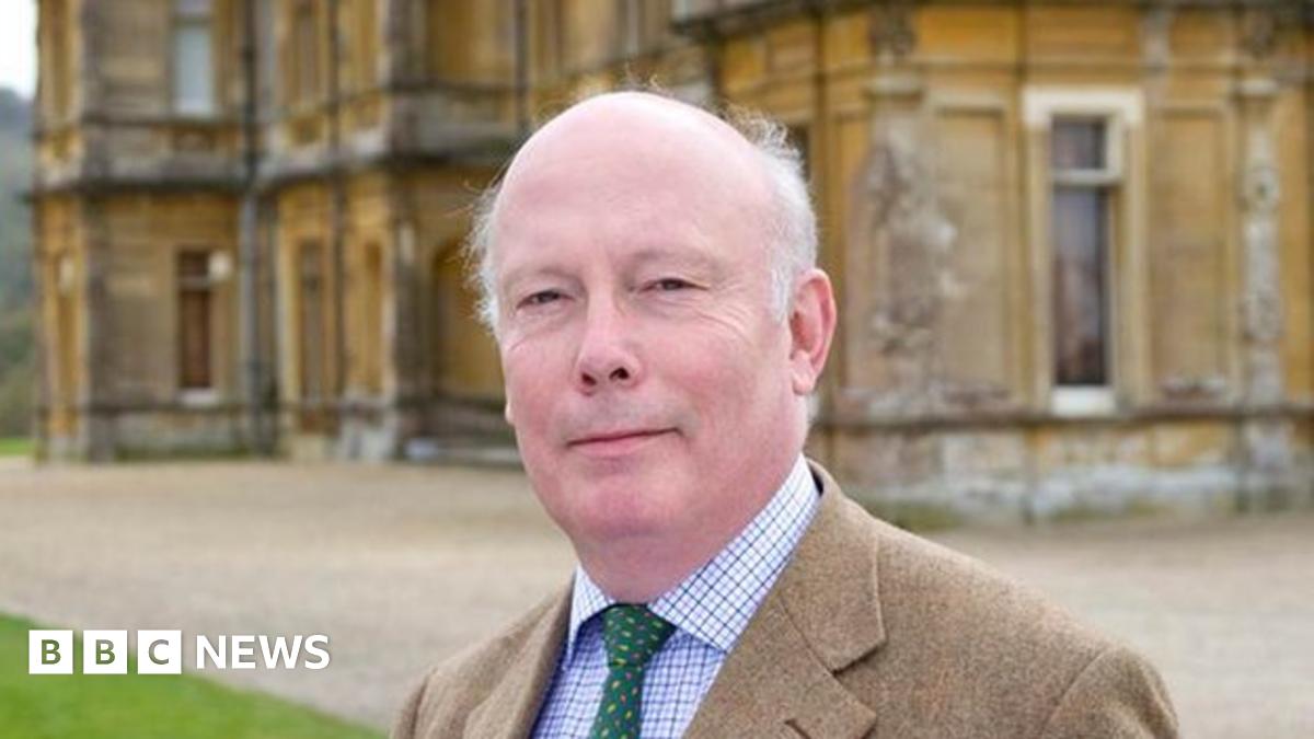 Downton Abbey creator Julian Fellowes awarded doctorate BBC News