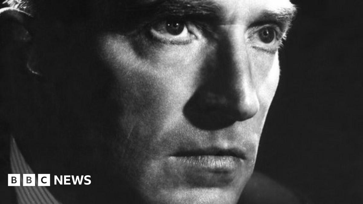 Journalist John Freeman dies at 99 - BBC News