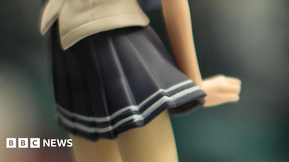 Why hasn't Japan banned child-porn comics? - BBC News