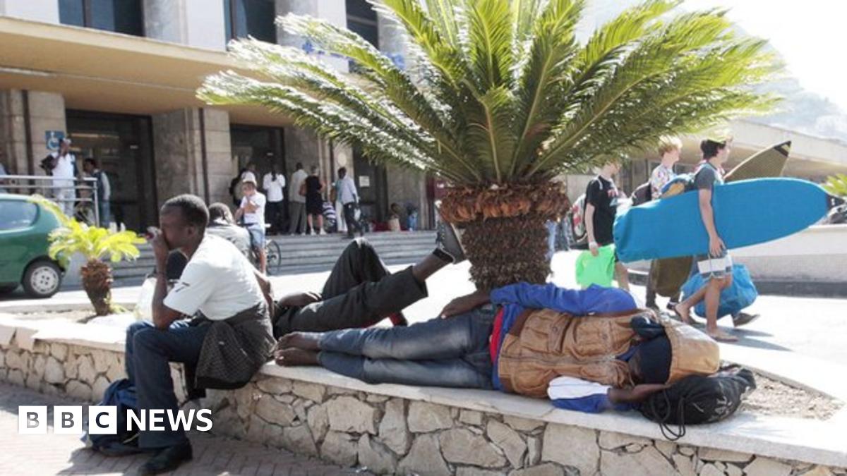 Migrants stranded at Ventimiglia on France-Italy border