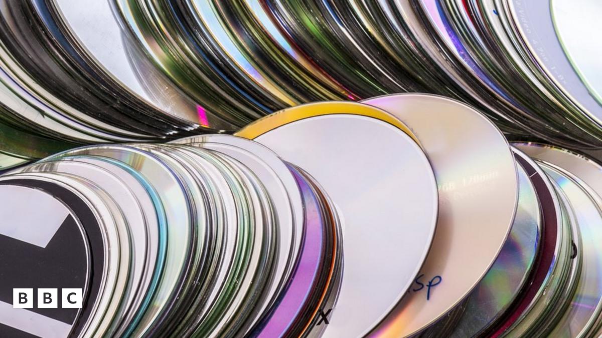 History of the CD: 40 years of the compact disc - BBC Newsround