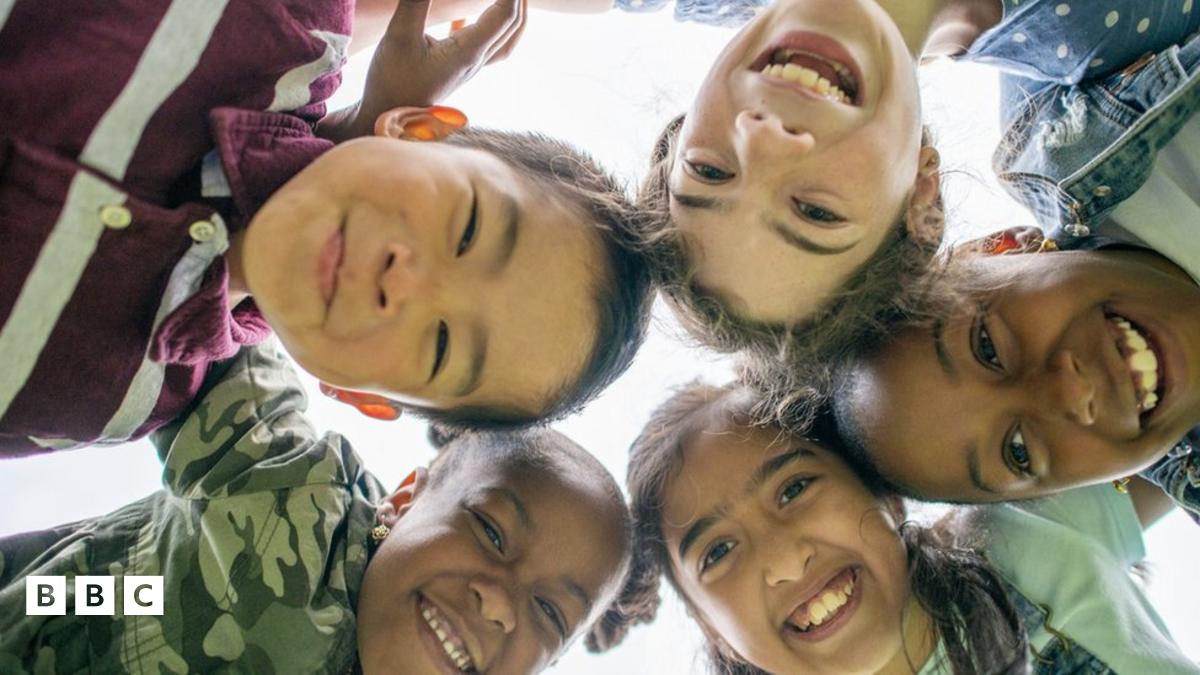 What do medical conditions look like on darker skin? - BBC Newsround