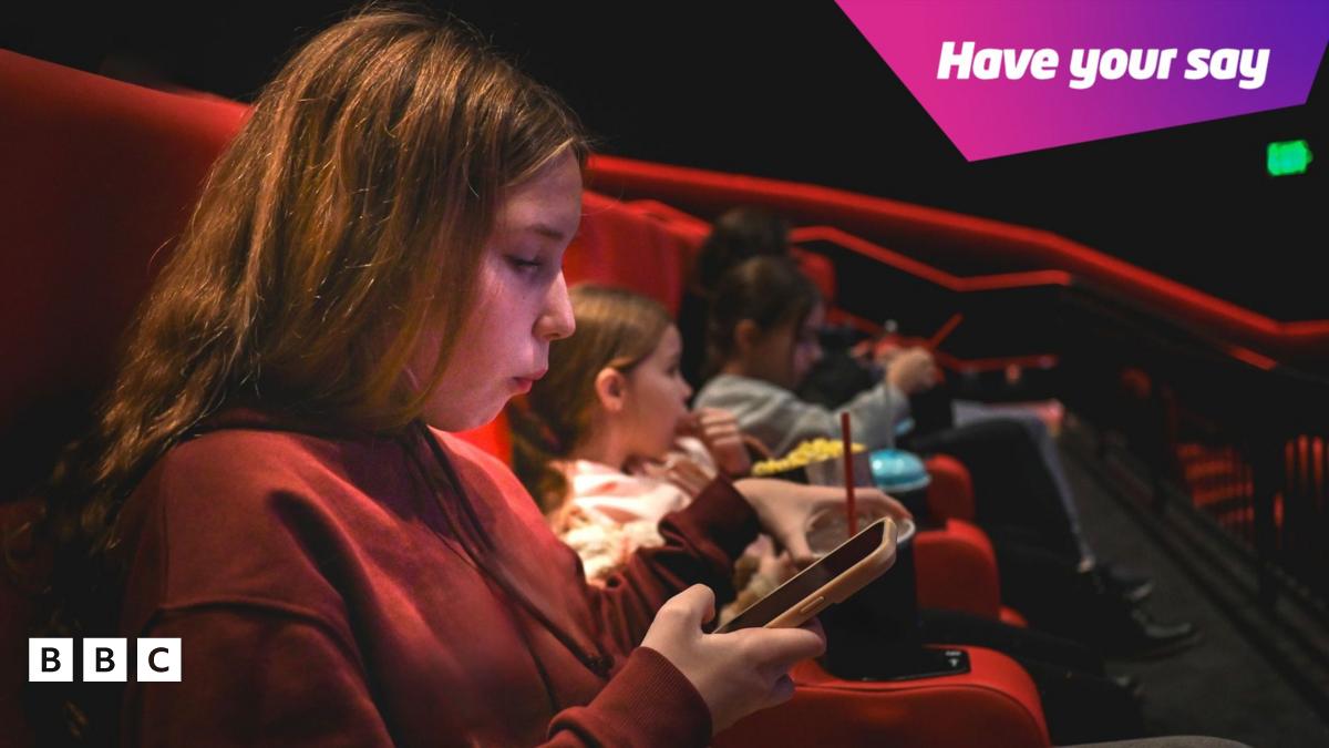 Should Phone Use Be Banned in Theaters?