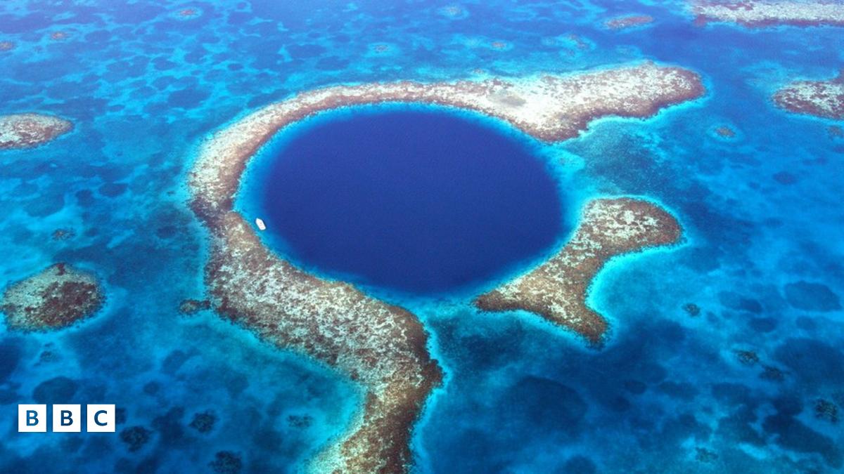 What do we know about the ocean's mysterious blue holes? - BBC Newsround