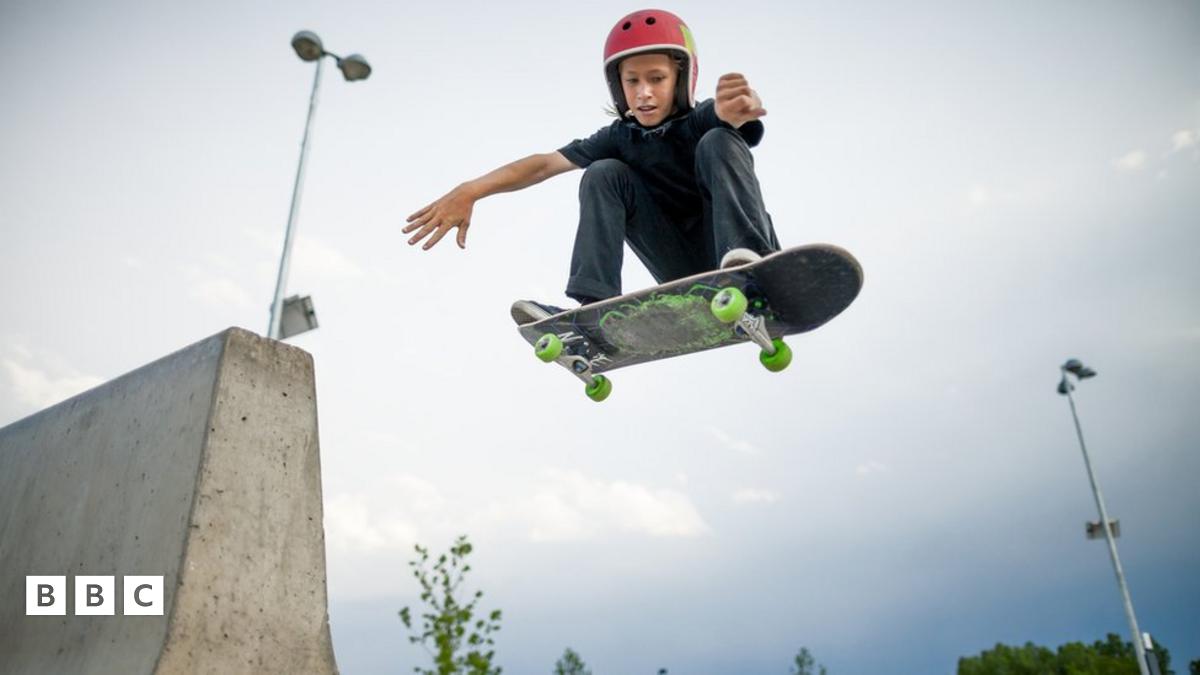Skateboarding GCSE: Wales approves the sport for school - BBC Newsround