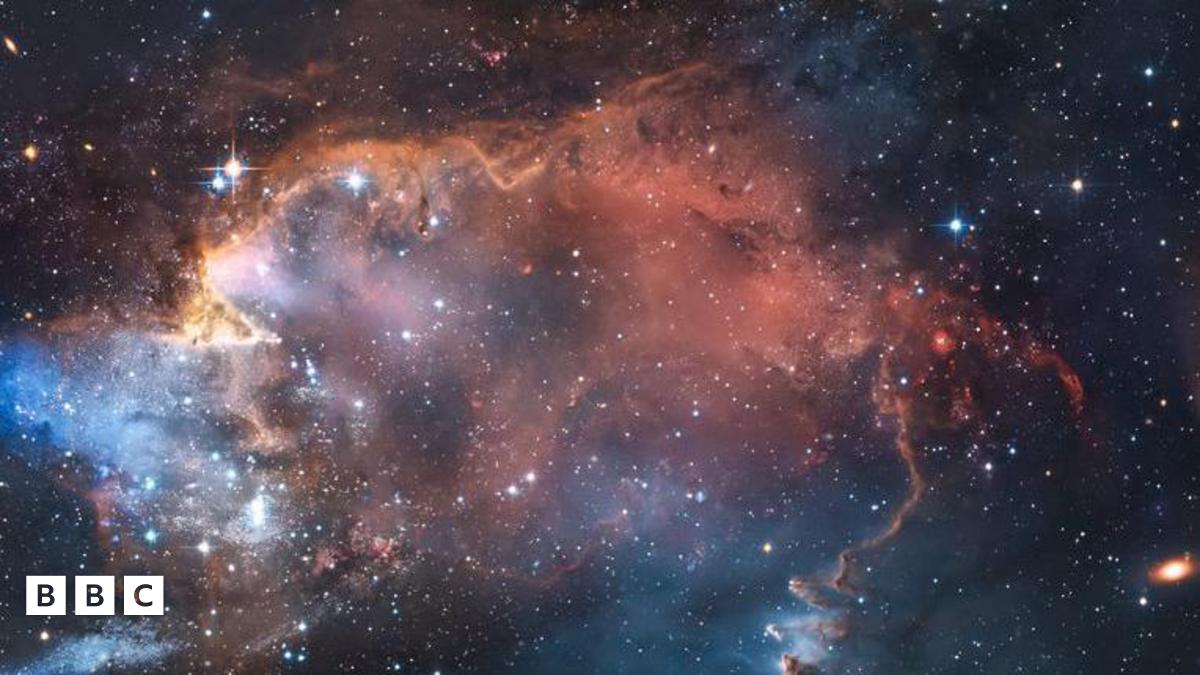 Oxygen found in most distant known galaxy from Earth - BBC