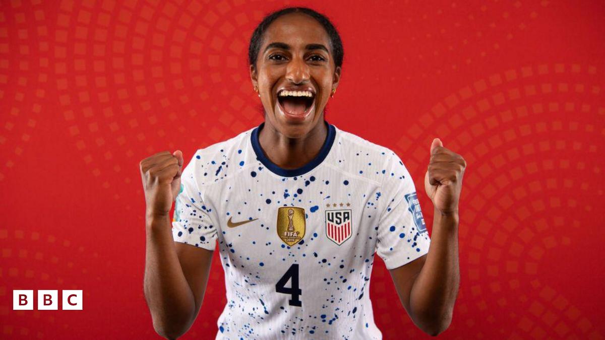 Naomi Girma: Chelsea sign defender for a world-record transfer deal