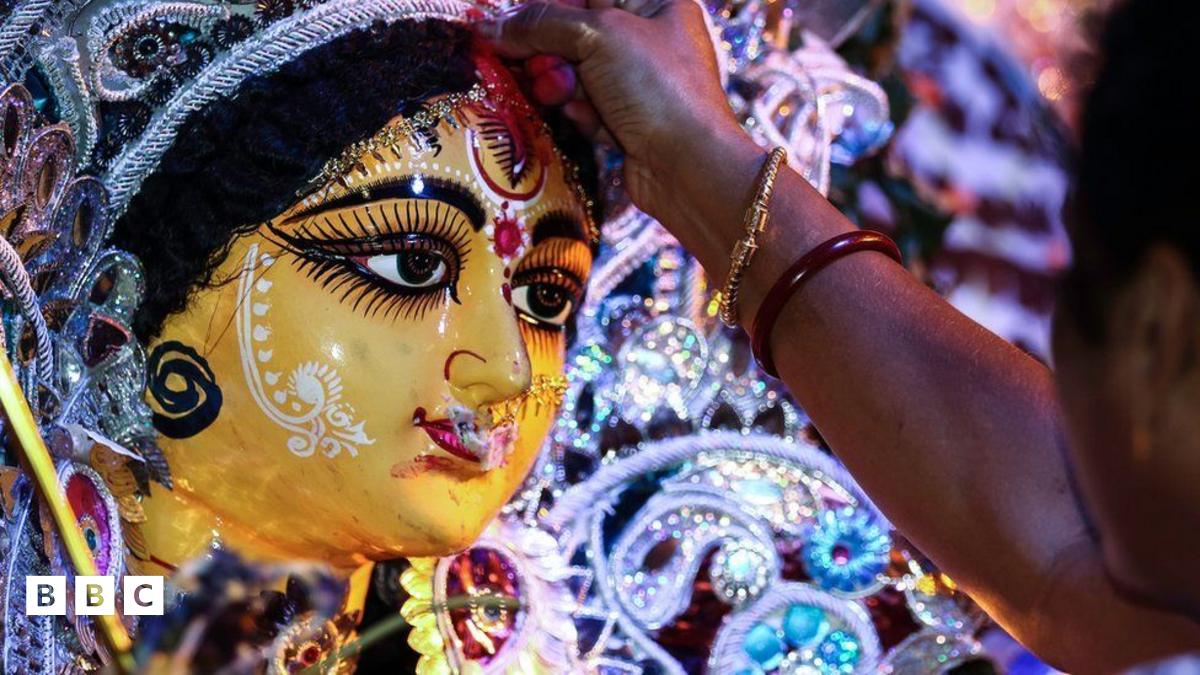 When is navratri sales