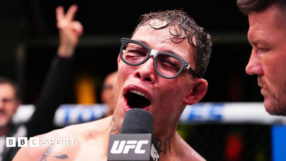 Einstein, chess & poker - The 'nerd' 'kicking ass' in the UFC