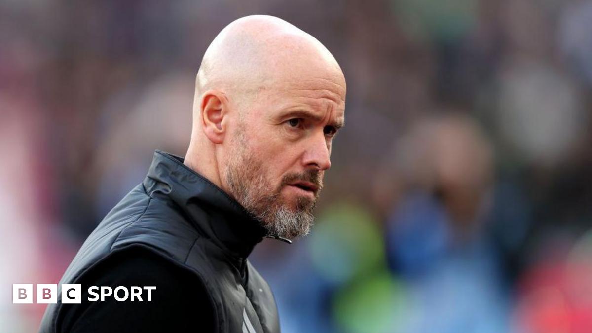 Modern players find criticism offensive - Ten Hag