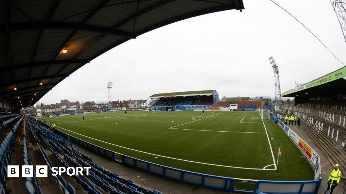 Fans angry after cup game called off after kick-off time