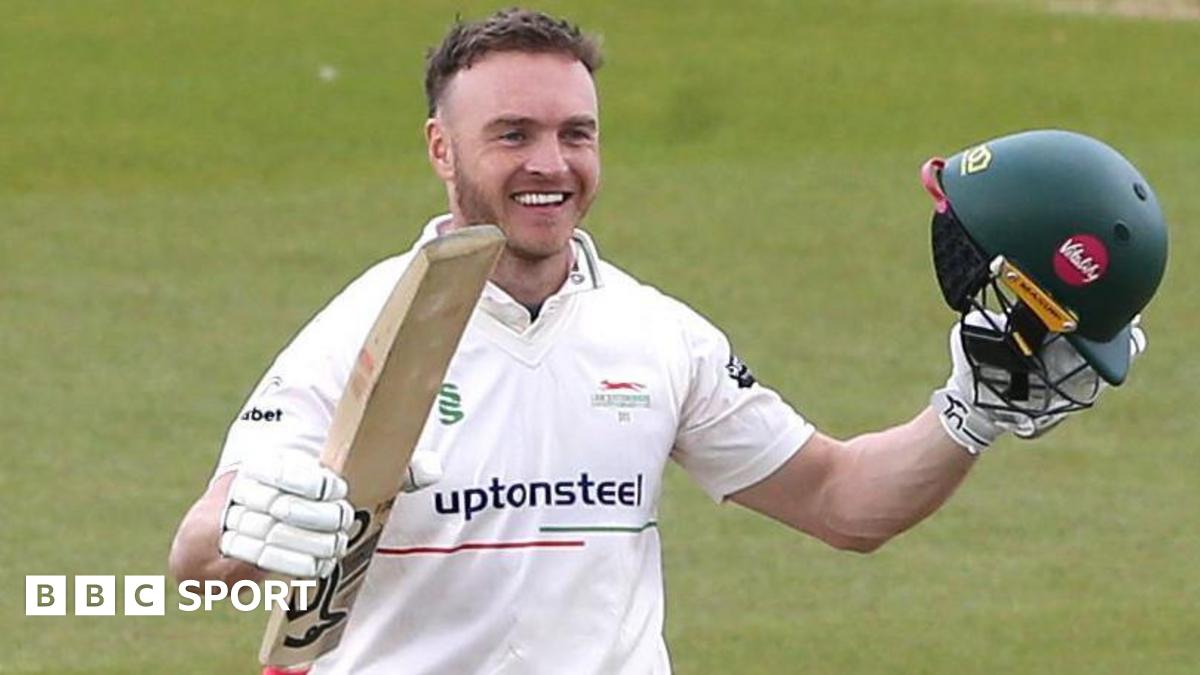 Leicestershire pile up 691 in run-fest at Surrey