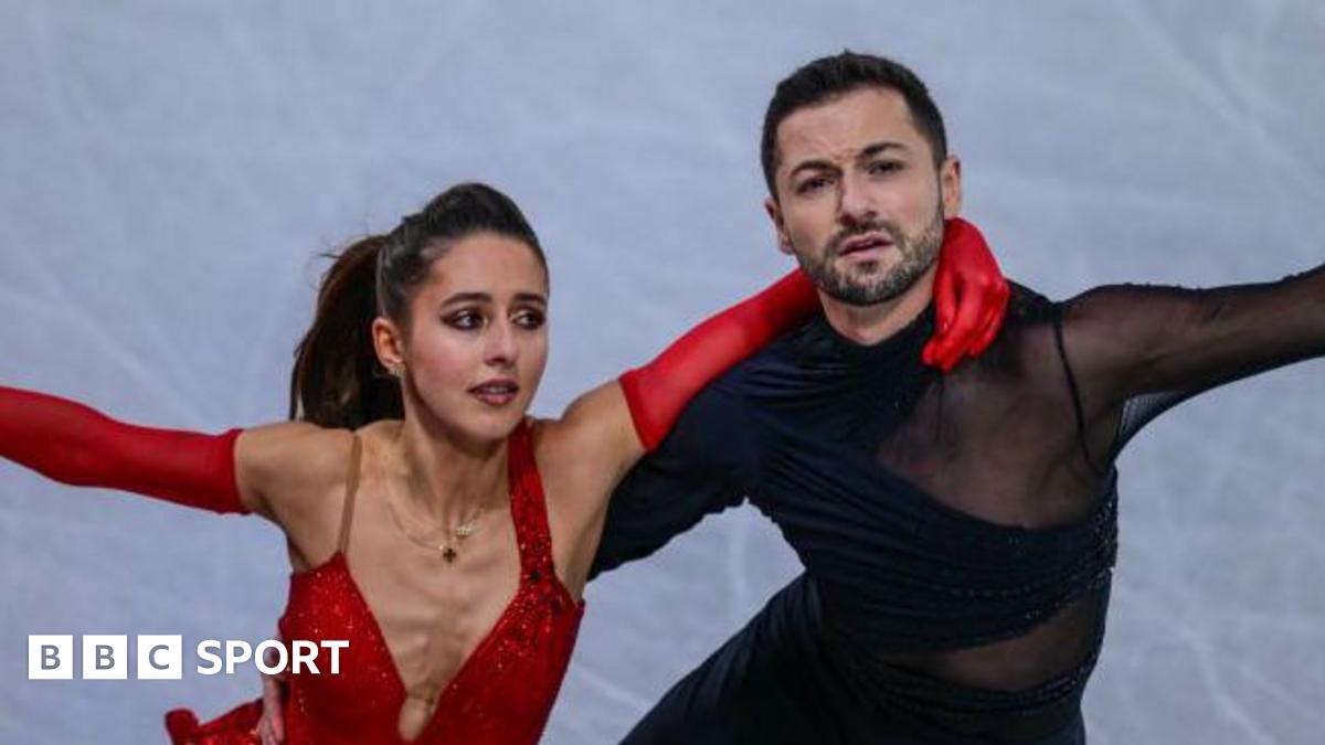 Fear and Gibson skate to Grand Prix Final bronze