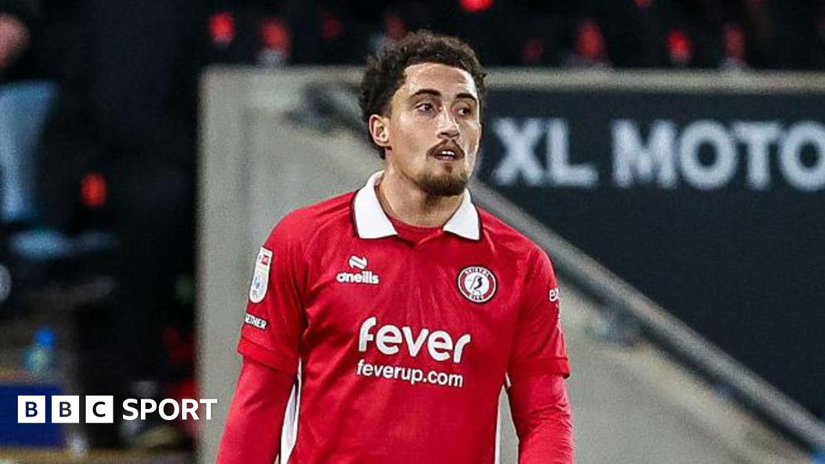 Haydon Roberts: Bristol City 'open' to letting left-back leave