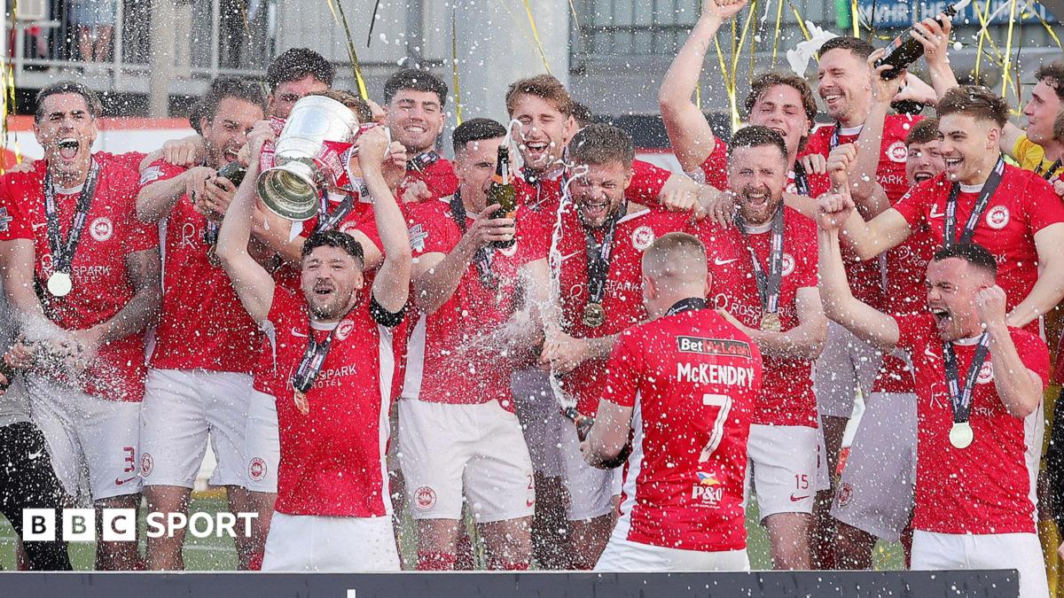 Who can stop Larne? - New season Irish Premiership talking points