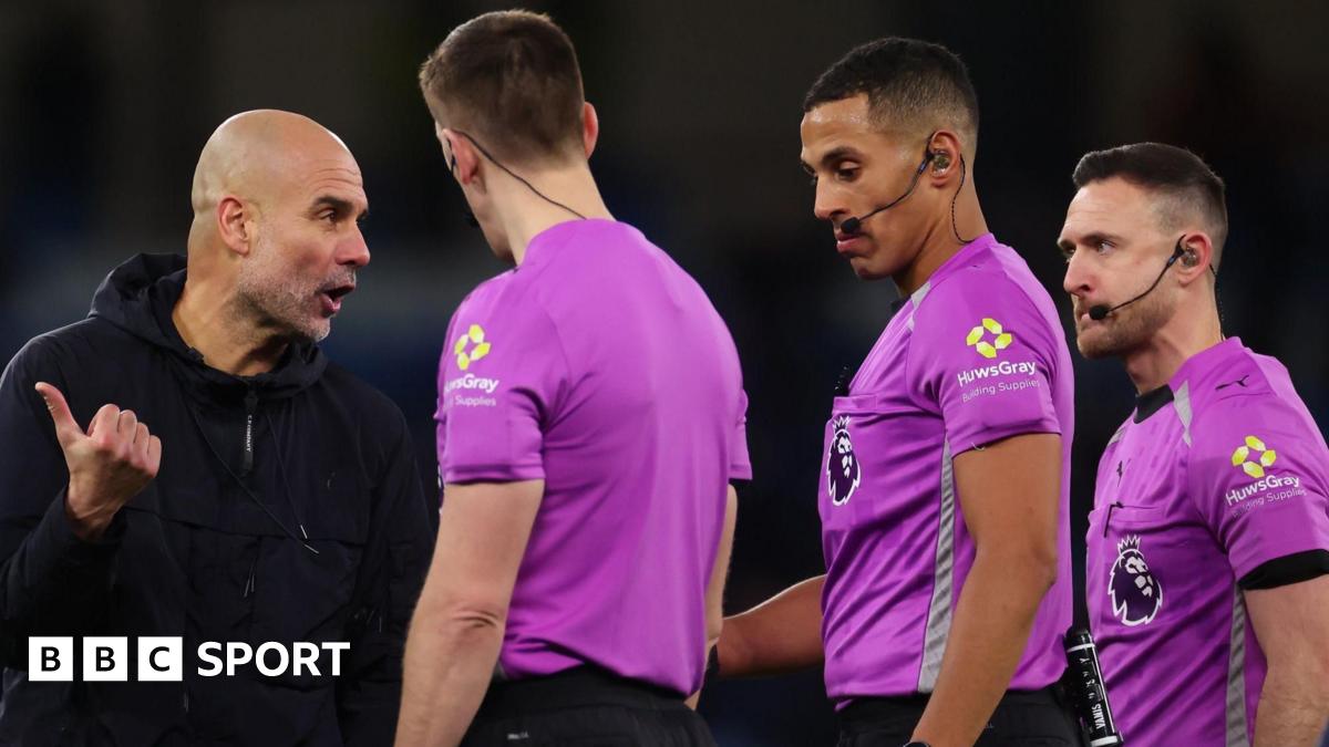 Guardiola apologises to ref Hallam but 'defends' outburst