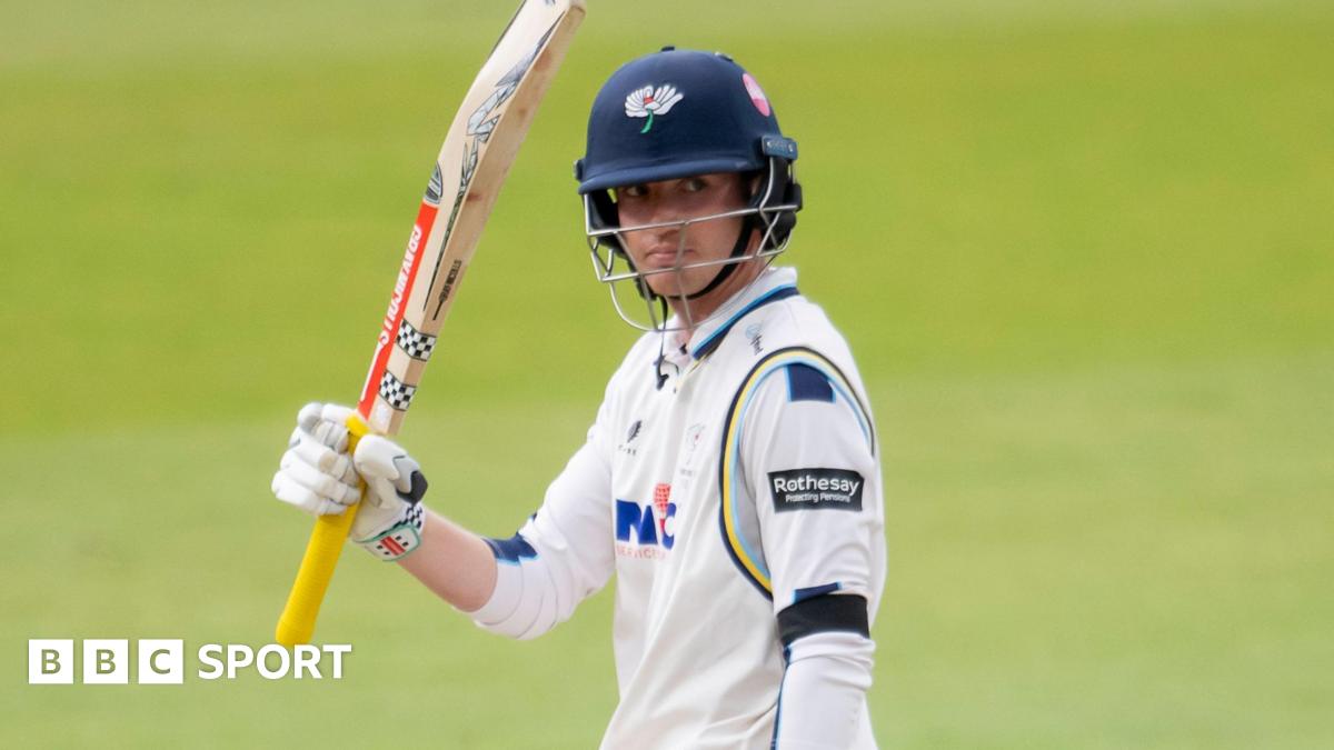 County Championship: Yorkshire v Durham - Tykes on course for safety