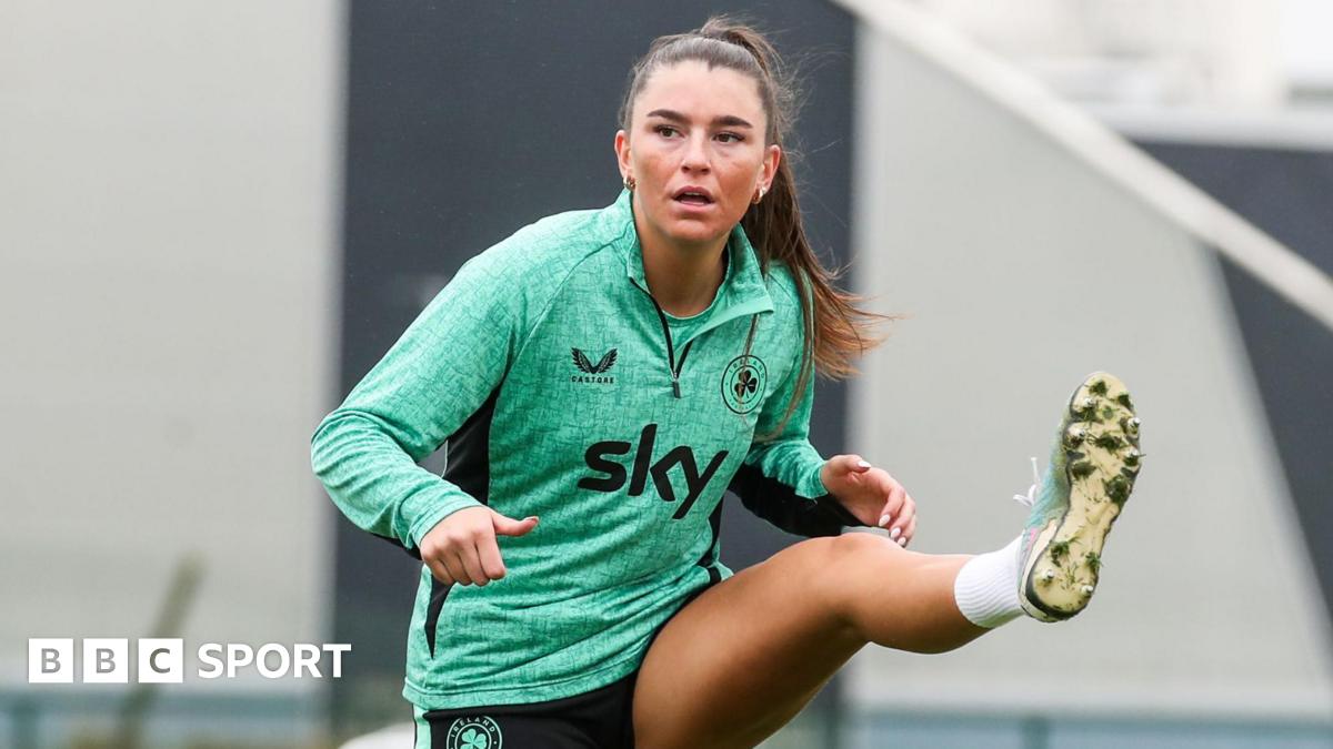 Reynolds receives first Republic of Ireland call-up