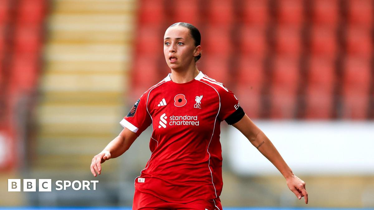 Enderby taken to hospital with suspected neck injury