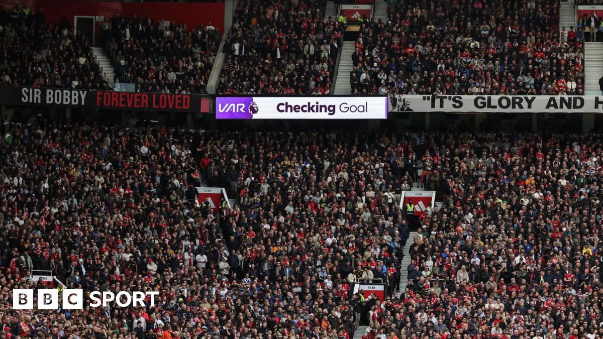 Man Utd 3-2 Liverpool: 'Sesko handball decision could have gone either ...