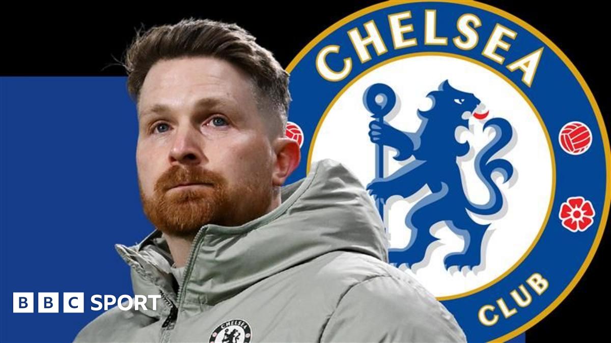 Konferensi Pers Calum McFarlane: Chelsea vs Leeds