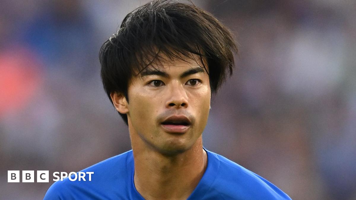 Kaoru Mitoma signs new Brighton contract until 2027 - BBC Sport