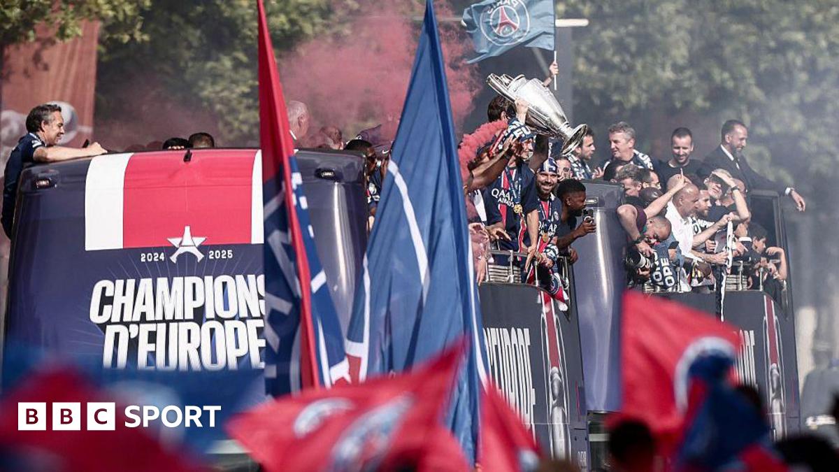 PSG hold parade to mark Champions League victory