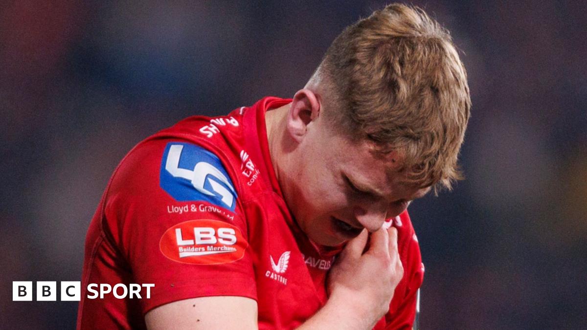 Wales fly-half Costelow ruled out of Six Nations