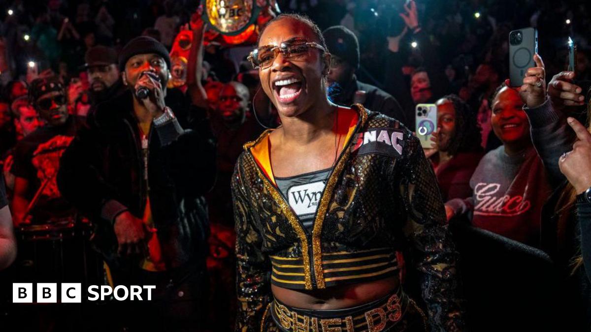 Shields to defend heavyweight titles against Daniels