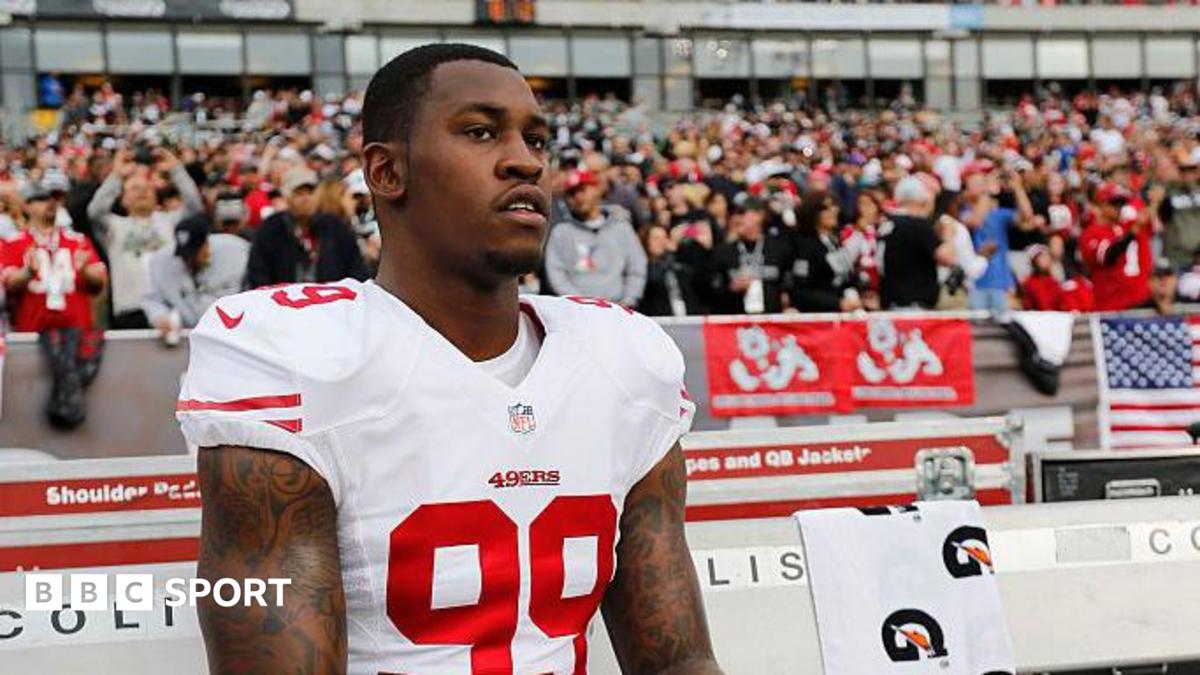 Former NFL defensive end Smith dies aged 36
