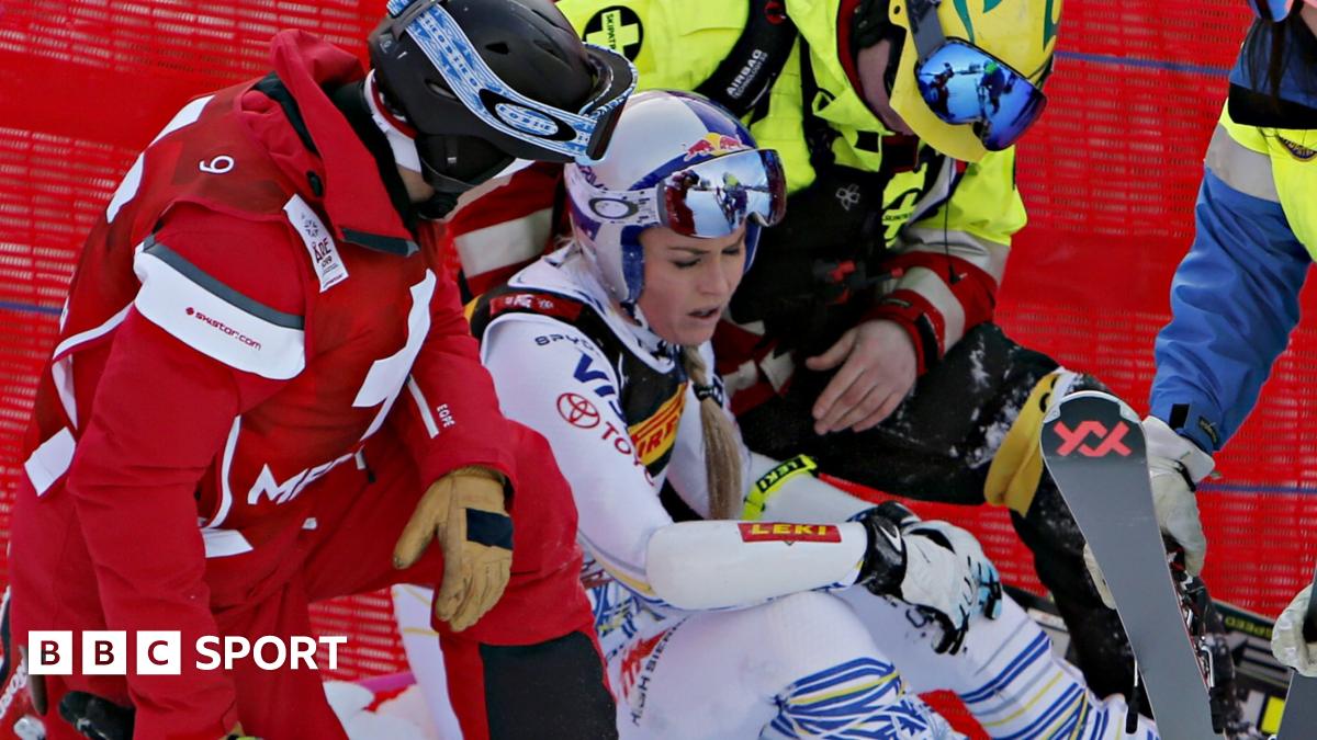 Lindsey Vonn crashes in World Championship superG as Mikaela Shiffrin