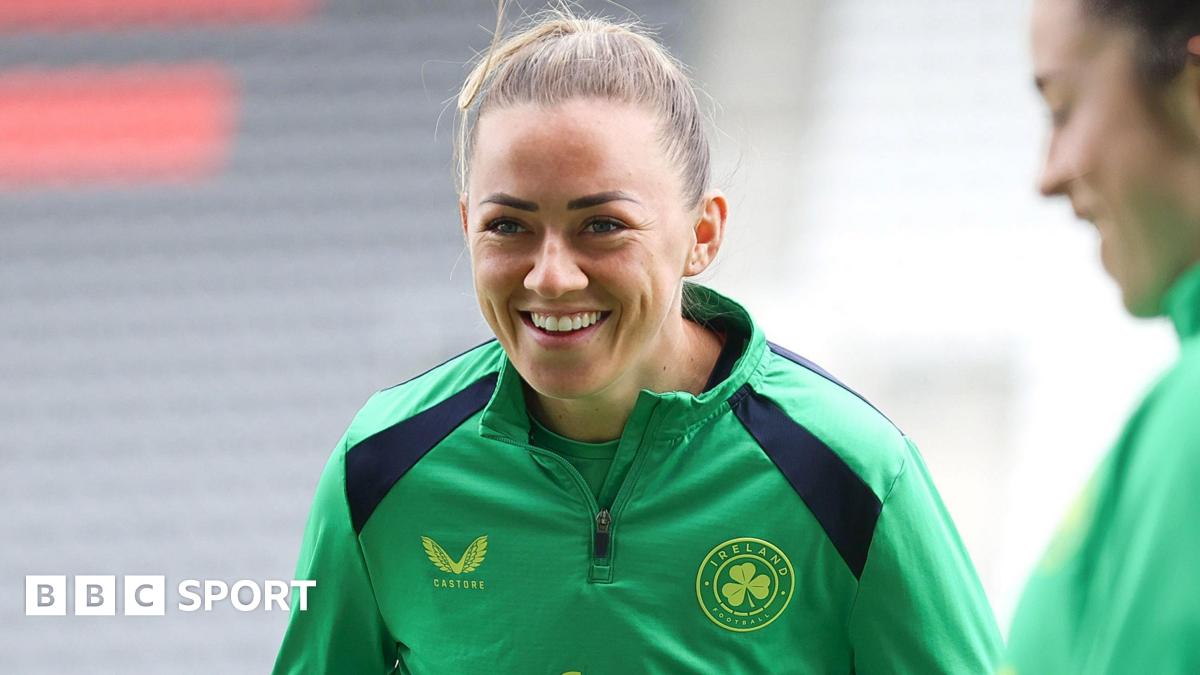 Women's World Cup qualifier: Republic of Ireland under way against Netherlands