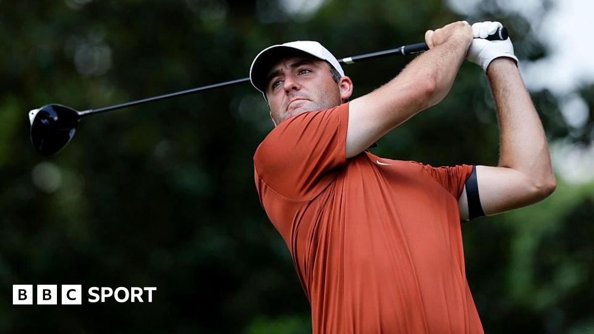 What is a mud ball? Scheffler frustrated at PGA Championship