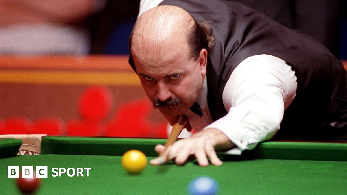 Willie Thorne: Snooker favourite dies aged 66