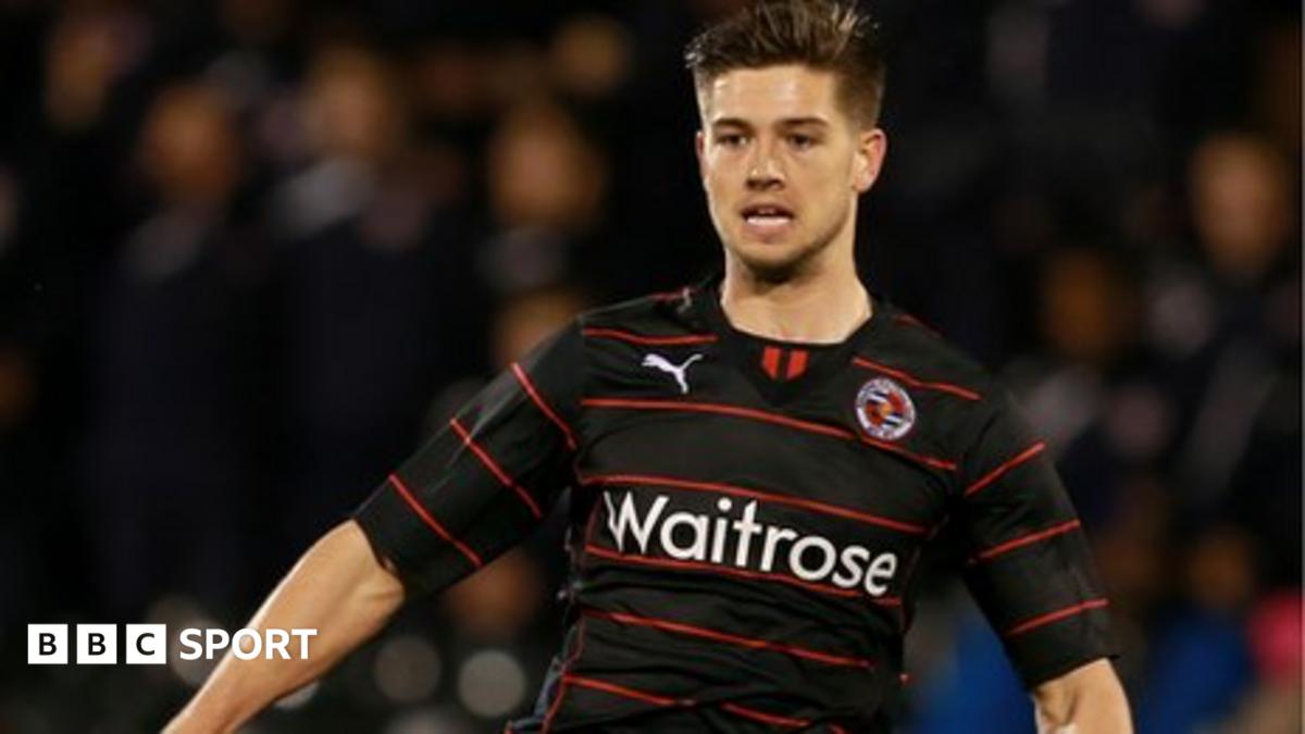 Harry Cardwell: Woking sign Reading striker on loan - BBC Sport