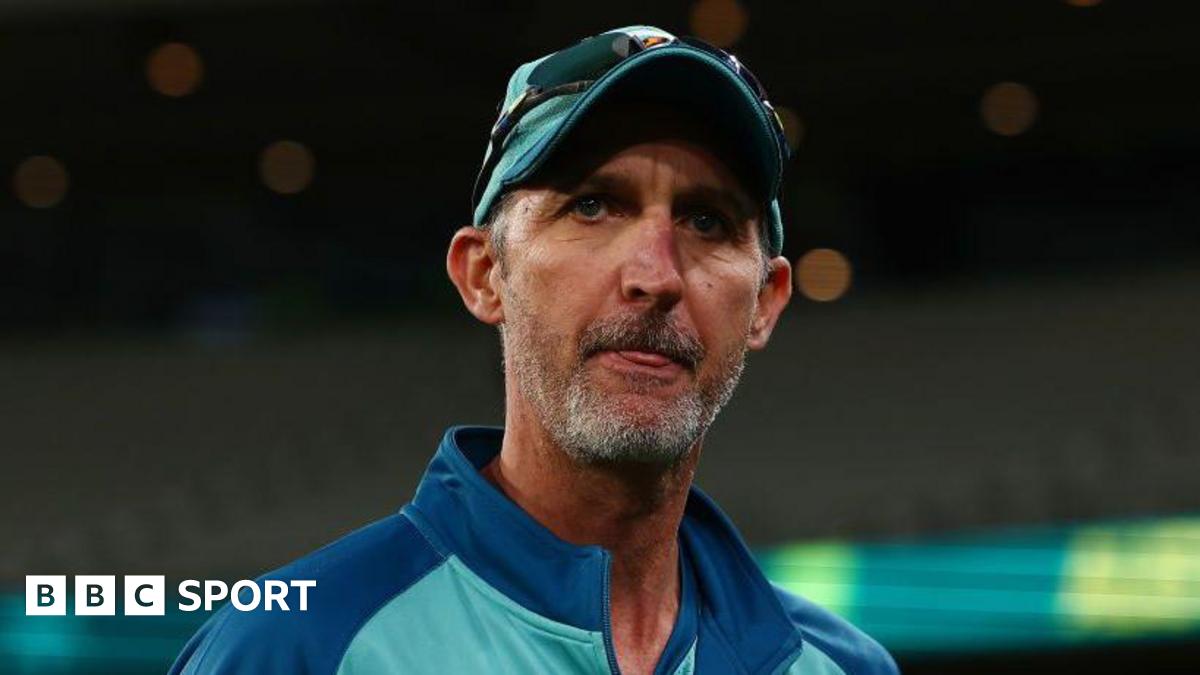 Jason Gillespie calls Pakistan head coach Aaqib Javed ‘a clown’