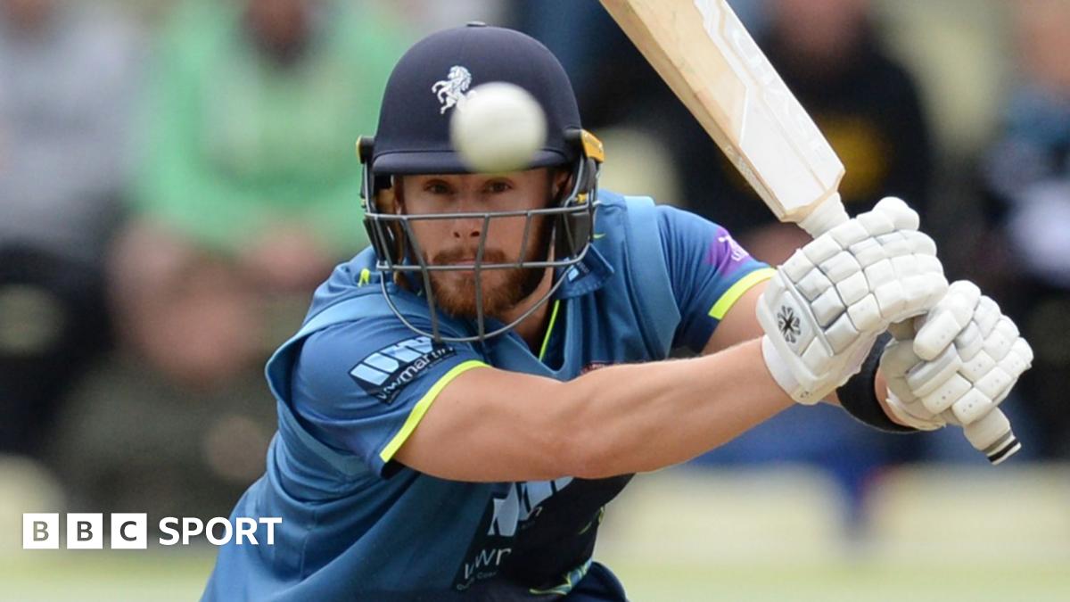 Adam Rouse: Kent wicketkeeper-batsman to retire at 28 - BBC Sport