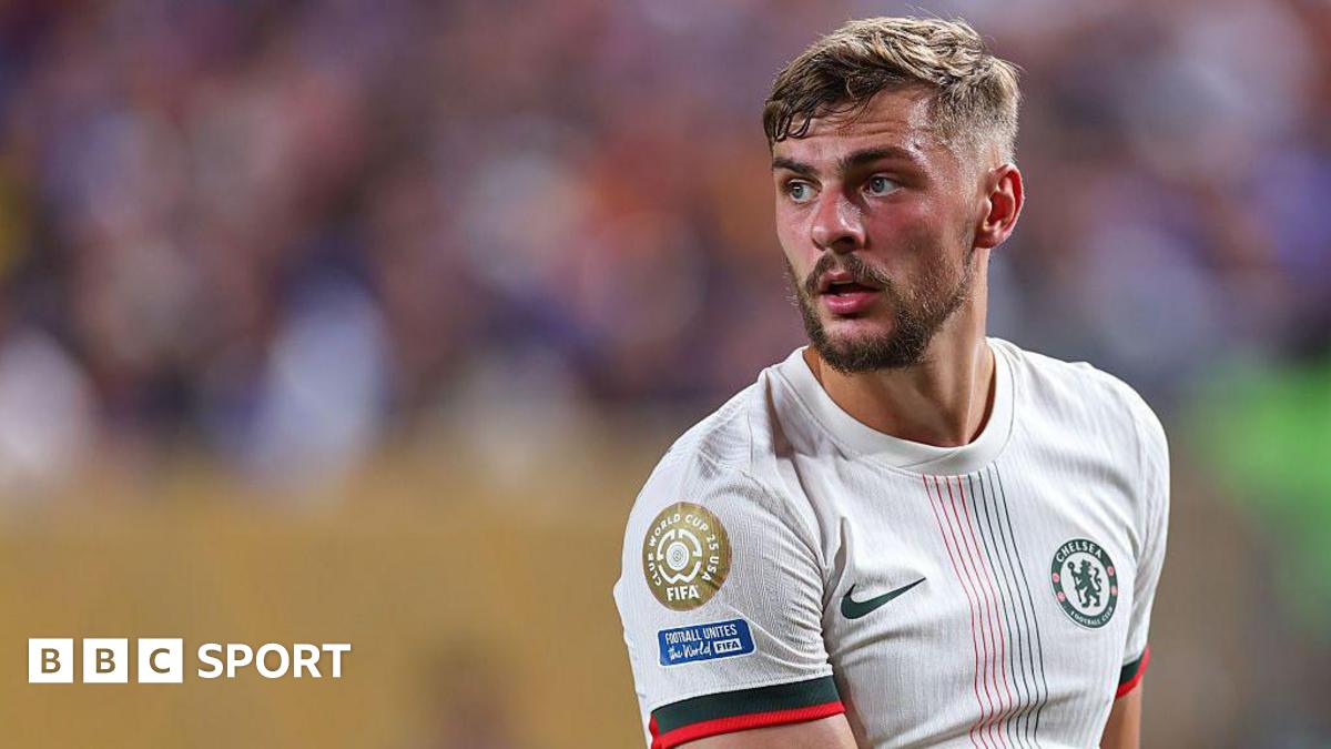 Everton sign Dewsbury-Hall from Chelsea