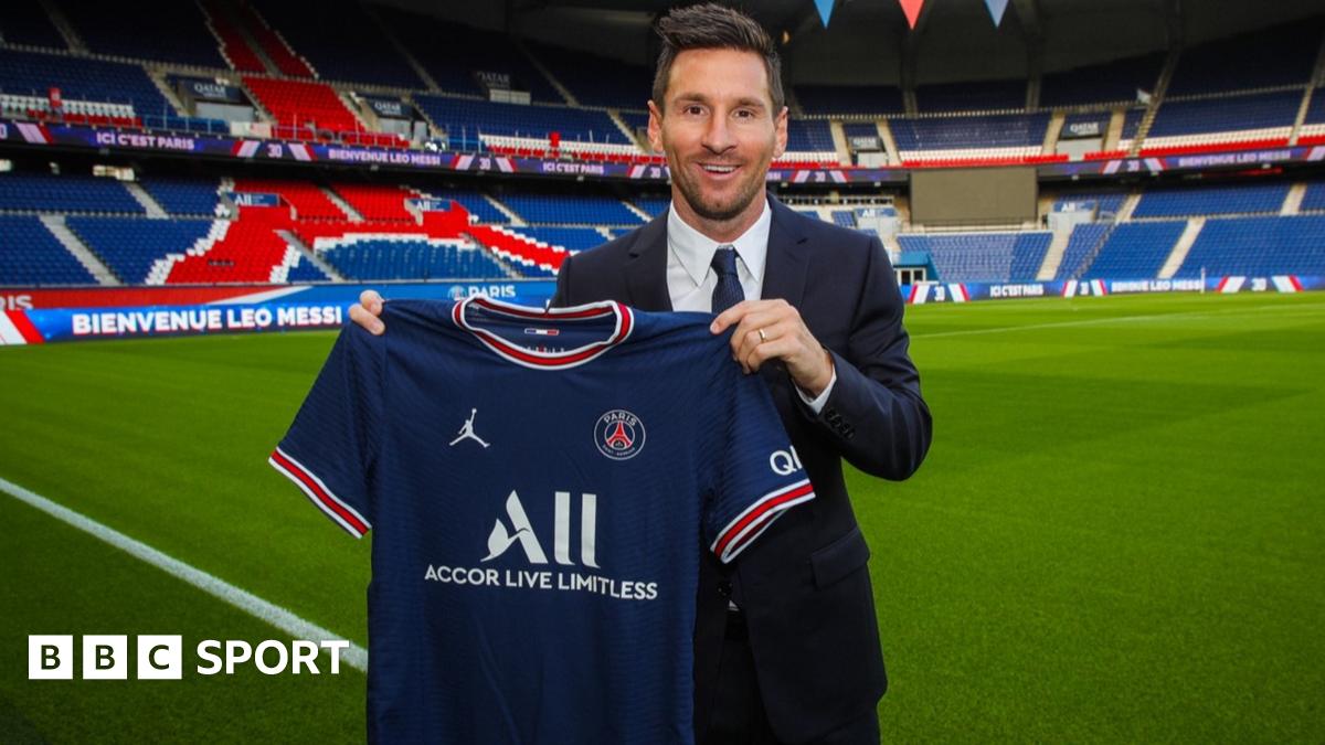 Lionel Messi signs twoyear Paris StGermain deal after leaving