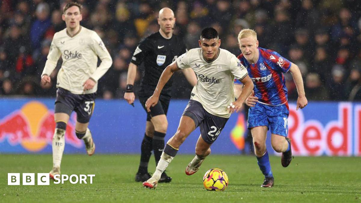 Everton Signs Alcaraz, Eyes Midfield Boost with Diomande Interest
